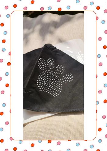Masque Déguisement Noir Pattes de Chat ou Chien en strass
