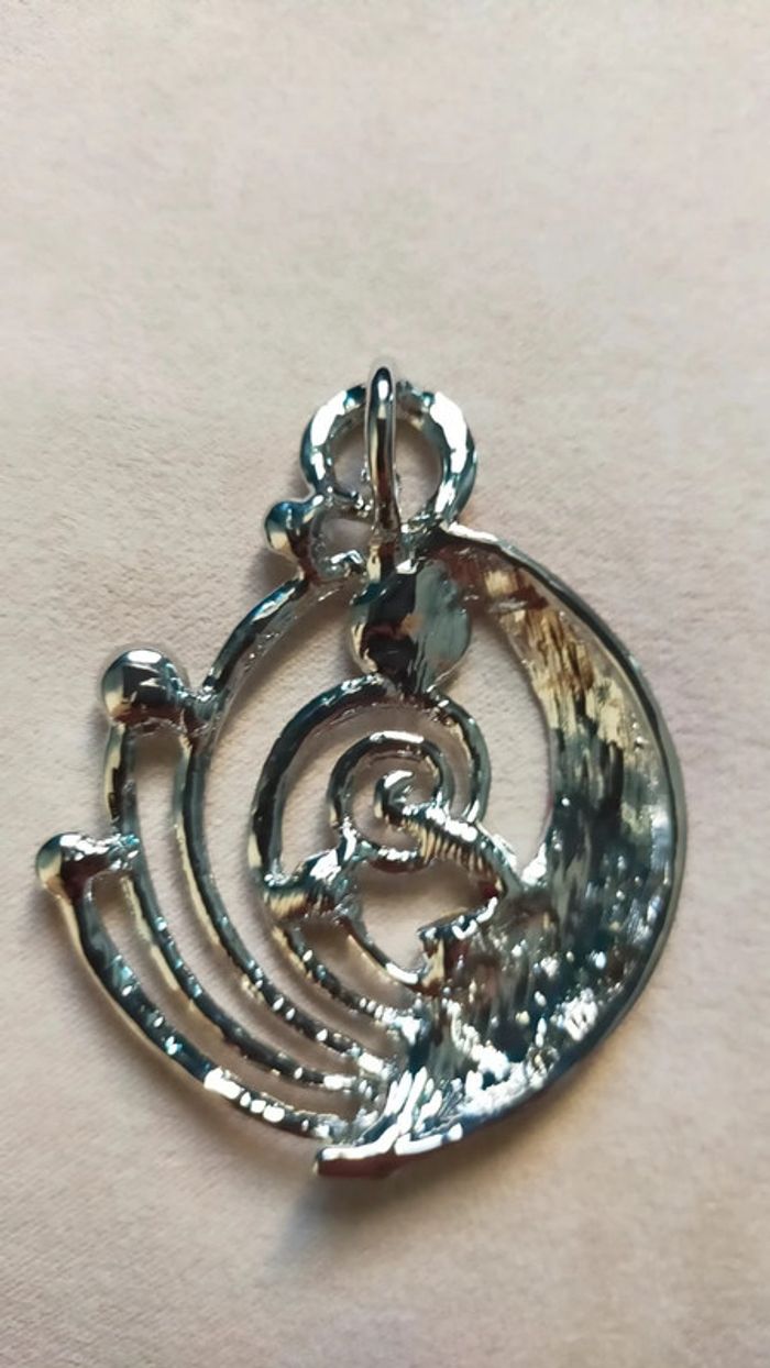 Parure pendentif + boucle d’oreille – Tourbillons rouge, orange et argenté avec strass - photo numéro 9