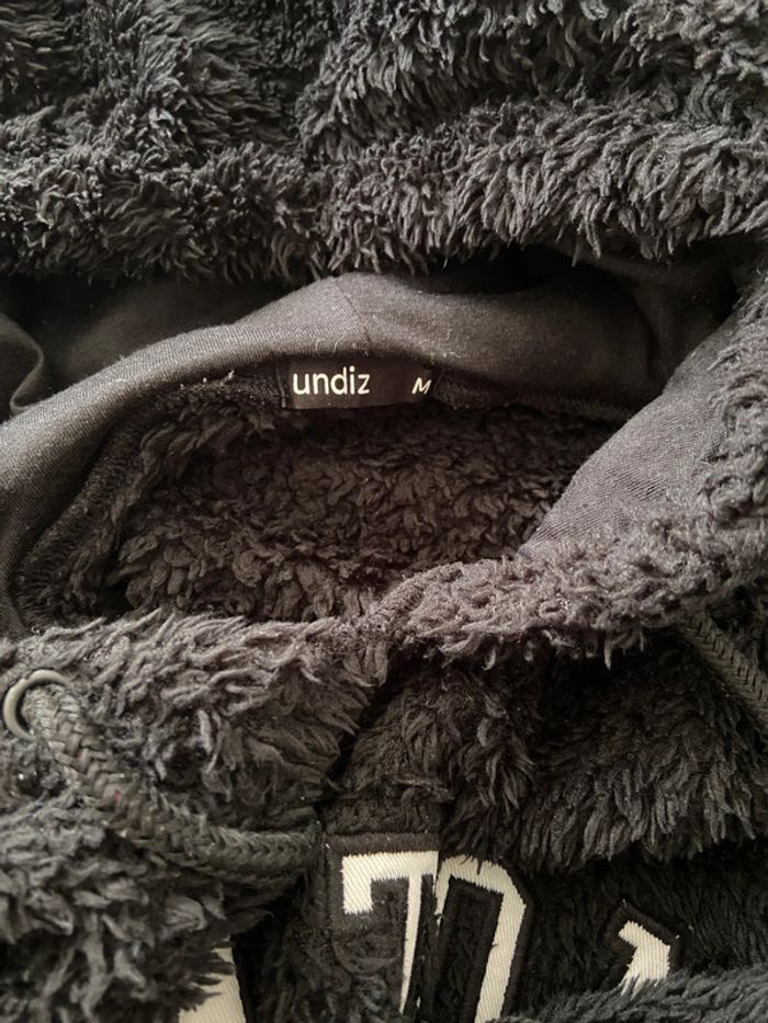 Sweat à capuche pilou pilou / Taille M - photo numéro 8