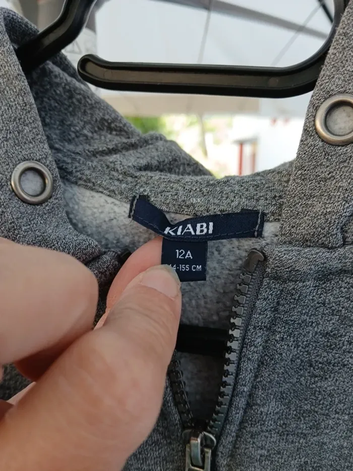 Lot gilet jumeaux - photo numéro 3