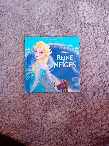 Livre Disney "La Reine Des Neiges"