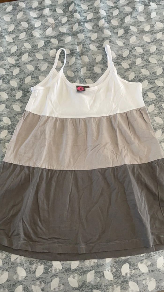 Lot 7 débardeurs 12 ans - photo numéro 2