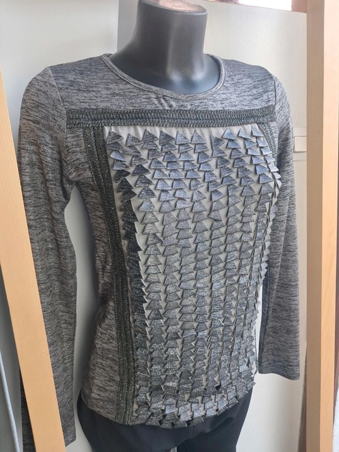 Save the Queen haut manches longues T 36 neuf - photo numéro 2