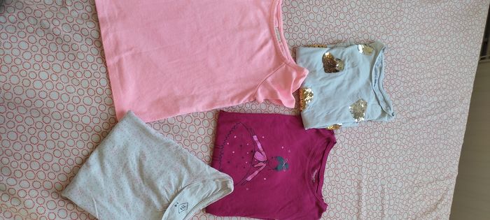 Lot t-shirt manches courtes fille 8 ans  Zara