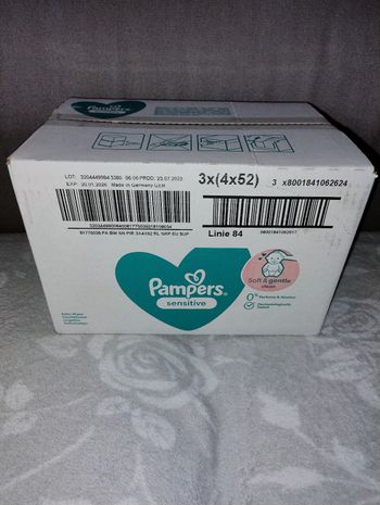 Lingettes Pampers sentistive