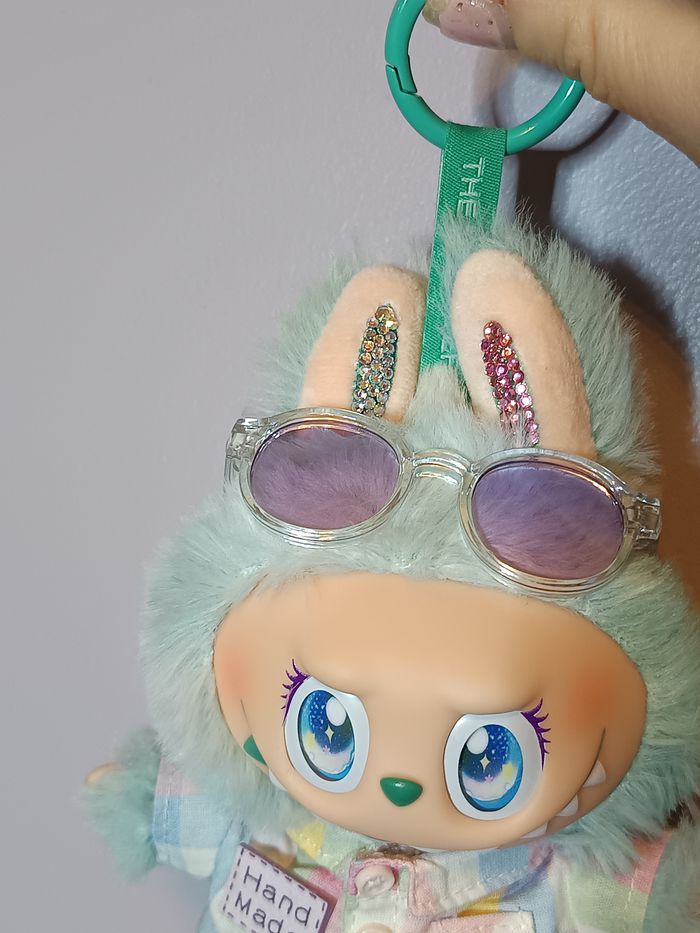 Labubu serenity rainbow glow custom - photo numéro 4