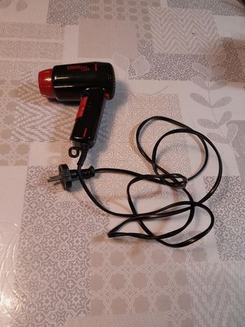 Sèche cheveux