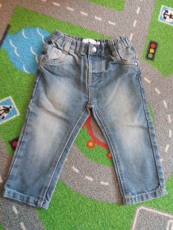 pantalon en jean bleu clair