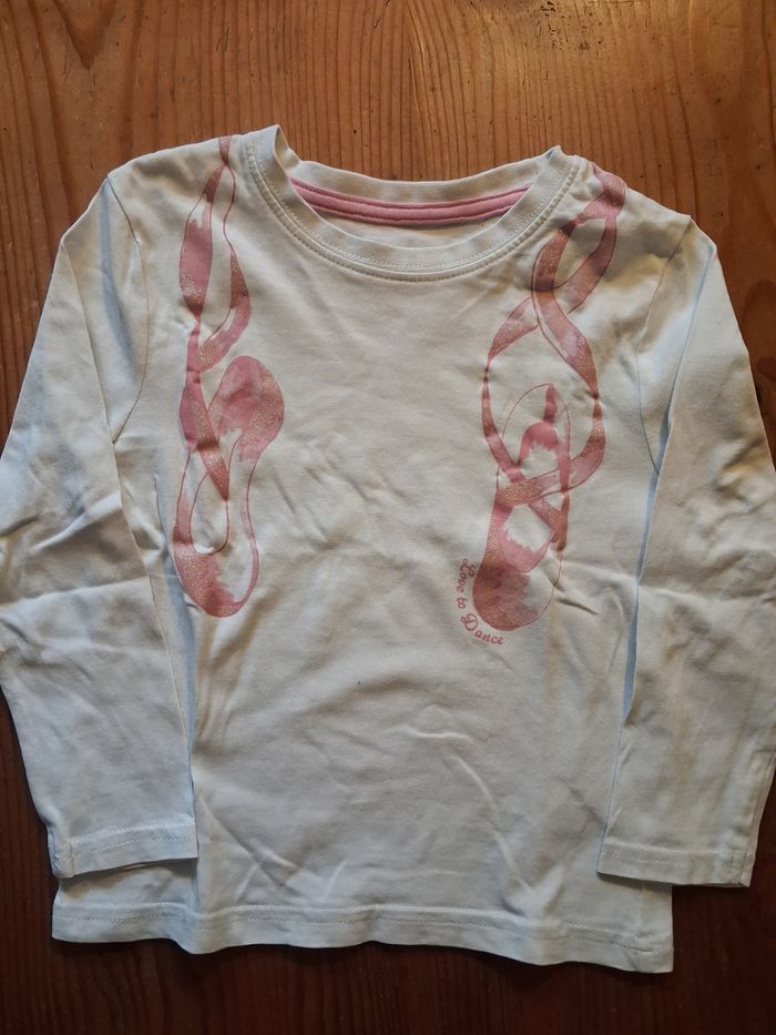 T.shirt fille - 2/4 ans - Différentes Marques - photo numéro 8