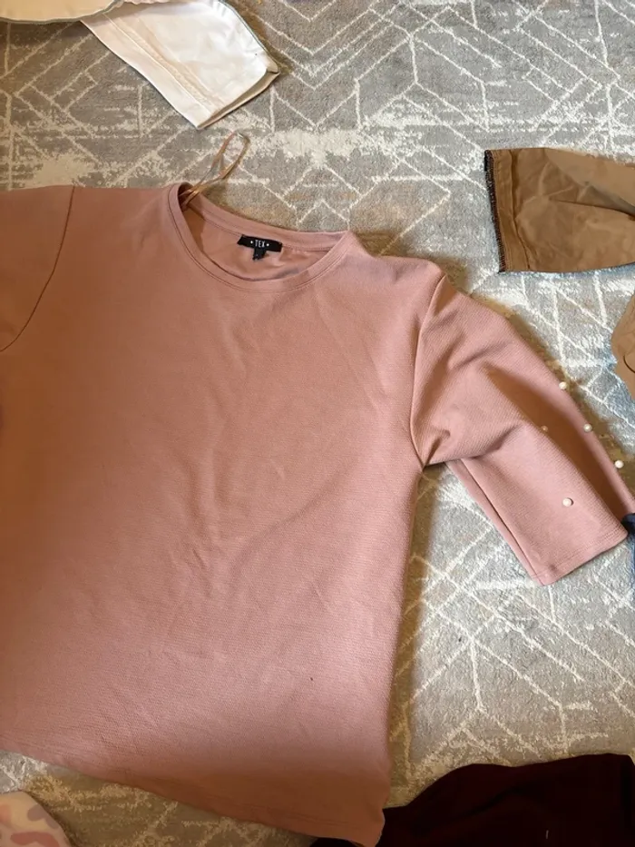 Pull mi-long rose manche courte avec perle - photo numéro 2