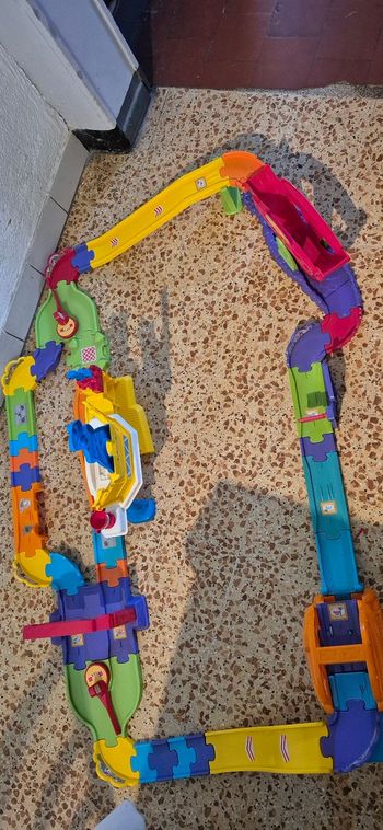 mon super circuit radiocommandé tut tut bolides