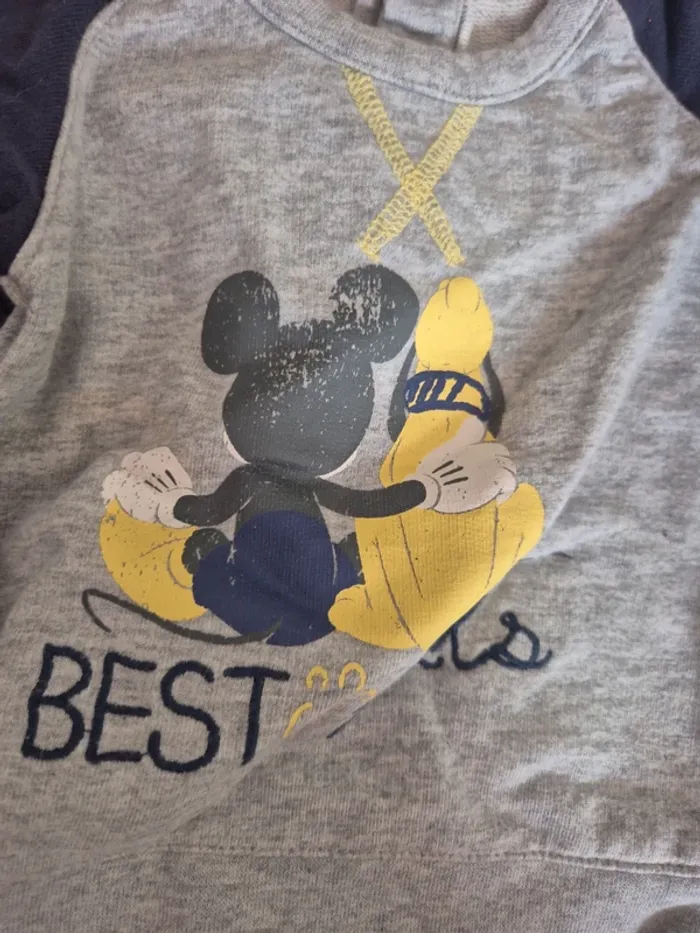 Pull mickey 6 mois - photo numéro 2