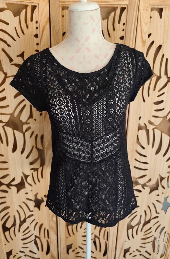 Top Maille ajourée noire, taille M, Naf Naf
