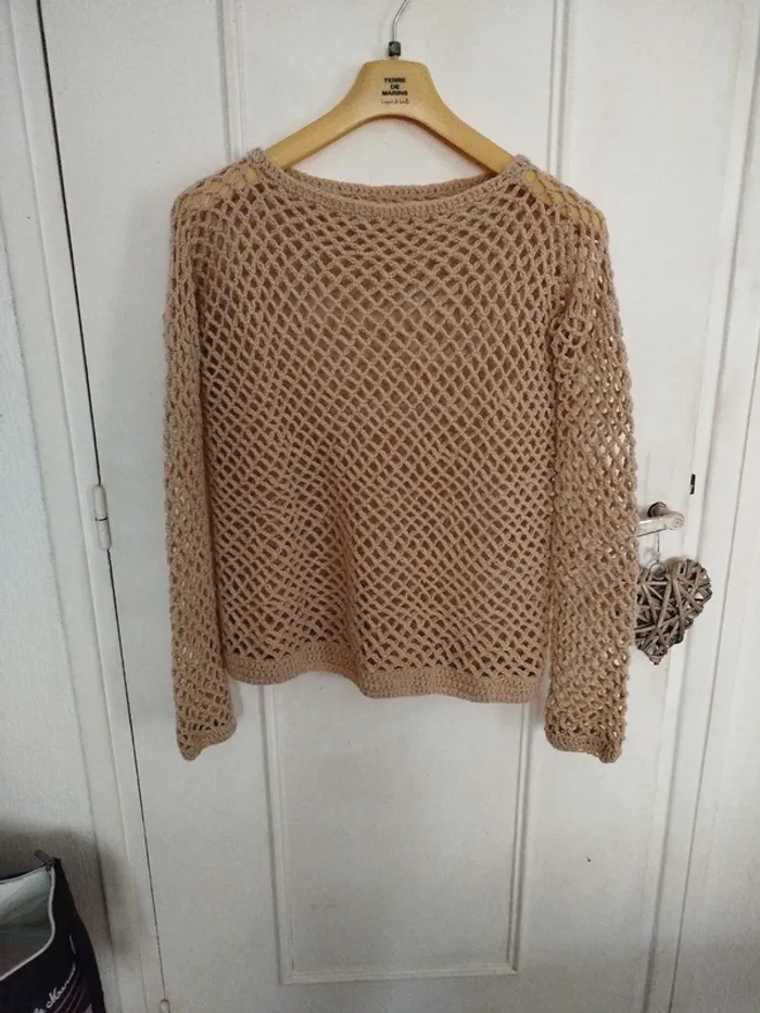 Pull ajouré
