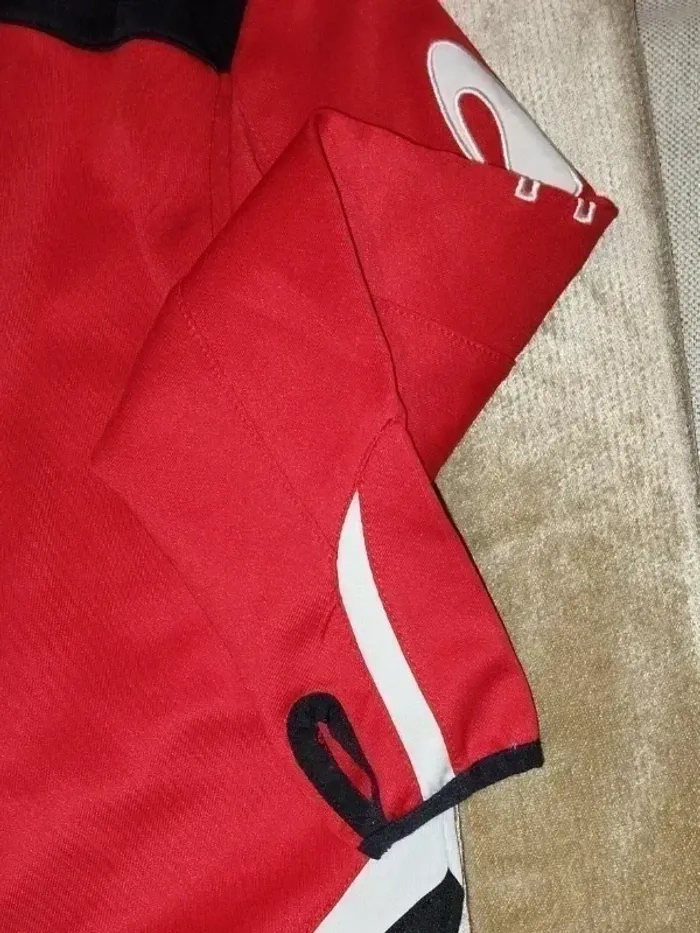 Pull zippé sport Eldera rouge noir mixte 8-10 ans - photo numéro 3