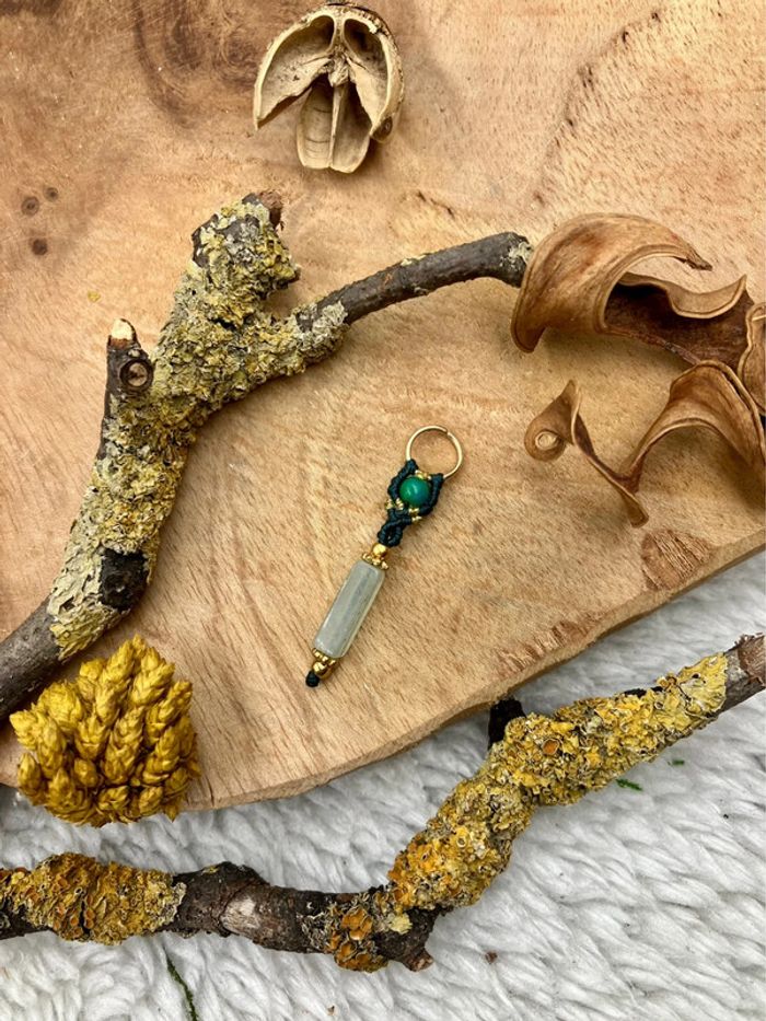 Bijou de cheveux, tresse/dread, macramé pierre Aventurine