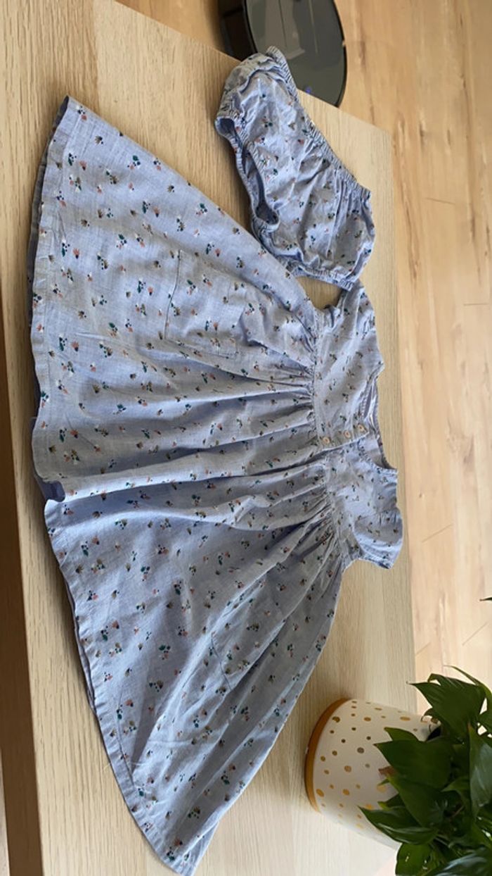 Magnifique robe Bout chou 24 mois avec culotte