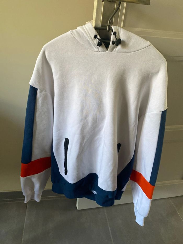 Sweat à capuche L Kiabi