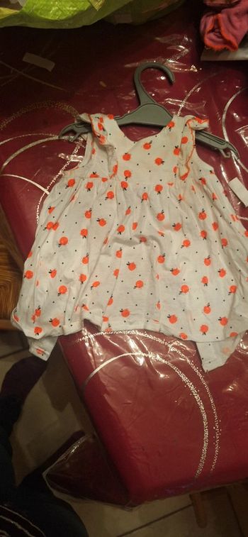 Robe blanche motif fluo 3 mois