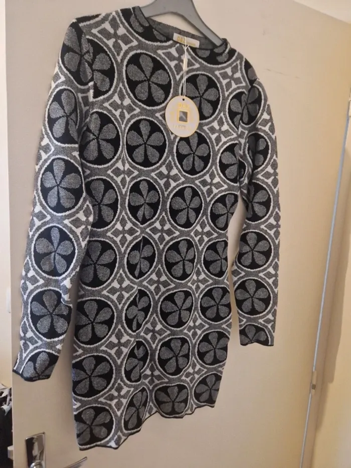 Tunique neuve