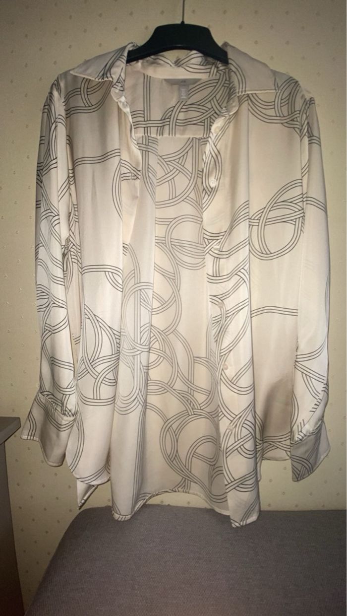 chemise blanche et noir - photo numéro 3