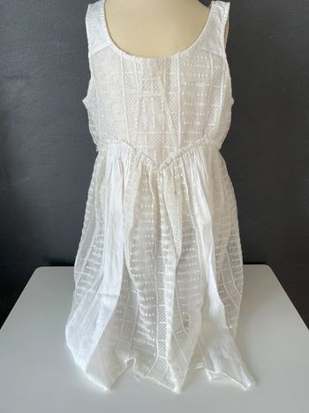 Robe blanche fille
