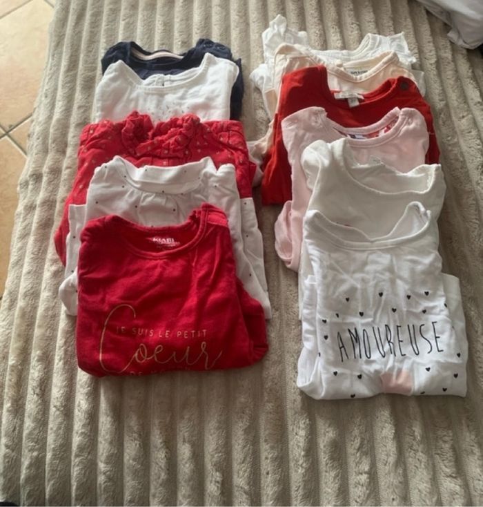 Lot de 11 T-shirts bébé taille 3 mois