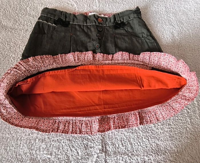 Lot de 7 vêtements, robe/jupe/tee-shirts manches longues, 5 ans - photo numéro 20