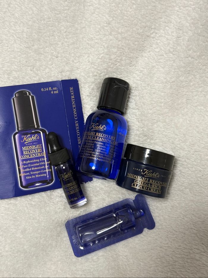 Lot de produits Kiehl’s Midnight recovery
