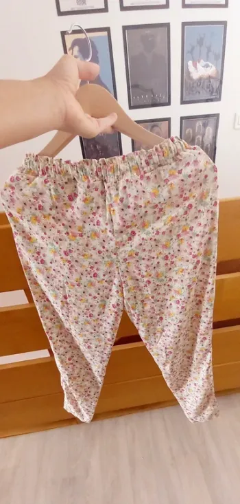 Pantalon fluide fleuri