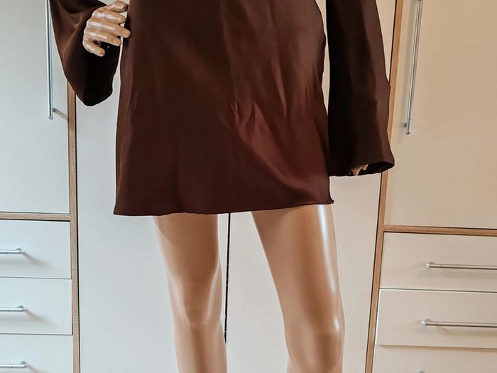 Robe satinée - photo numéro 6