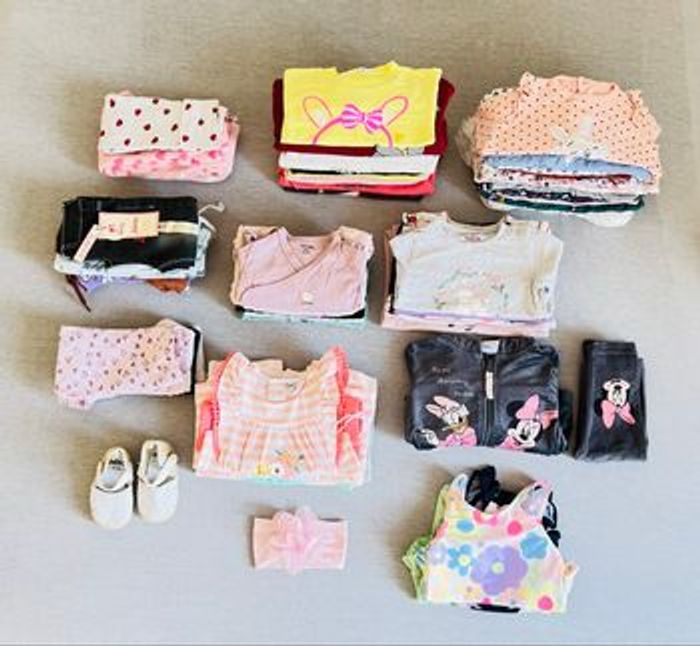 Lot de vêtements fille 6/9 mois - photo numéro 1