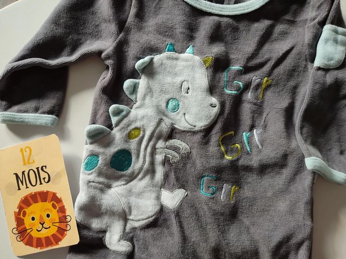 Pyjama velours taille 12 mois - photo numéro 2