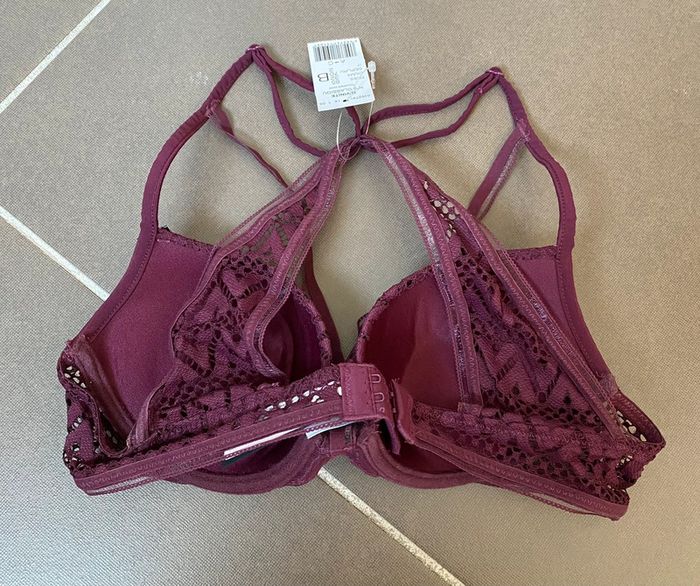 Soutien gorge - photo numéro 2