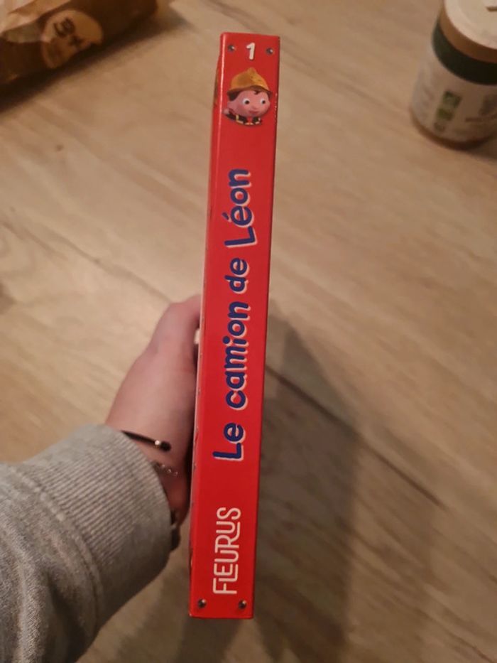 Livre P'tit Garçon Le Camion de Léon - photo numéro 11