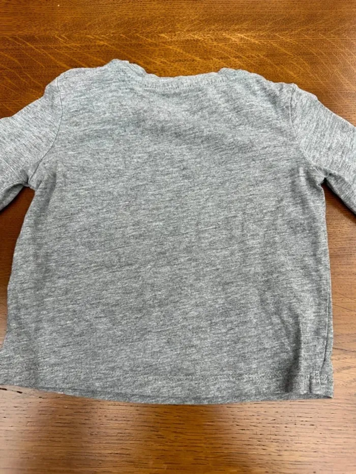 T-shirt manche longue gris et vert 9 mois - photo numéro 6