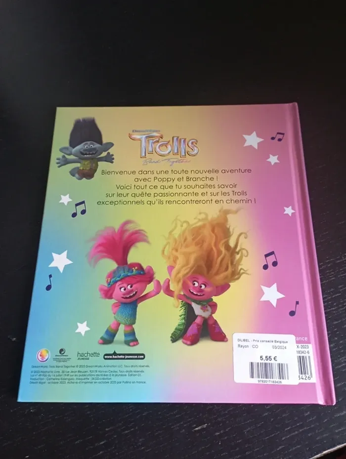 Livre les trolls l'histoire du film - photo numéro 2