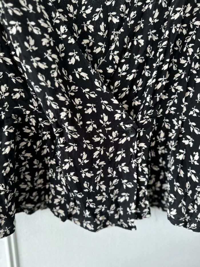Blouse courte manches 3/4 fleurie noir blanc taille M Mango - photo numéro 3
