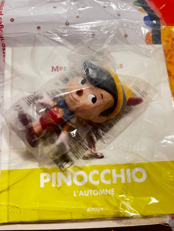 Livre Disney mes premiers amis sous blister - photo numéro 3