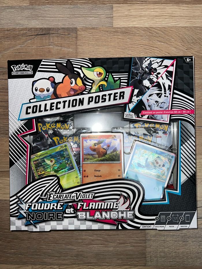 Coffret Pokémon  poster 10.5 flamme blanche foudre noire