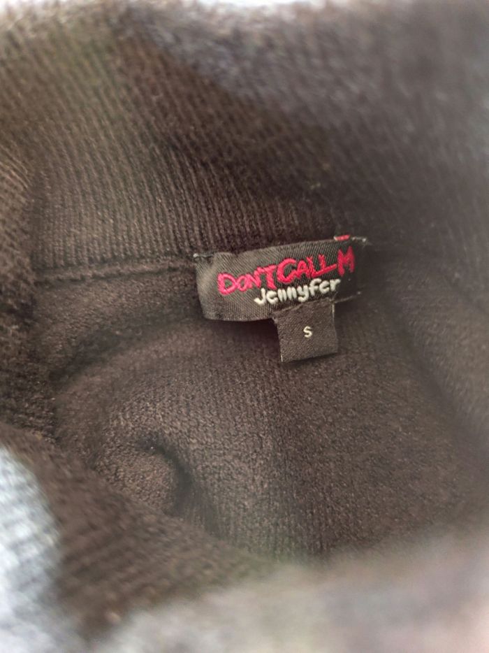 Pull T.S - photo numéro 3