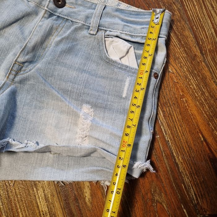 short FORECER 21 en jans délavé taille 36 - photo numéro 5