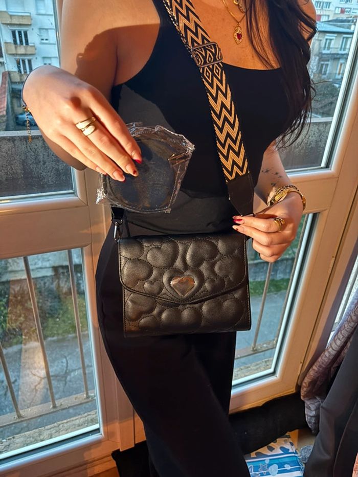 Sac à main coeur noir - photo numéro 2