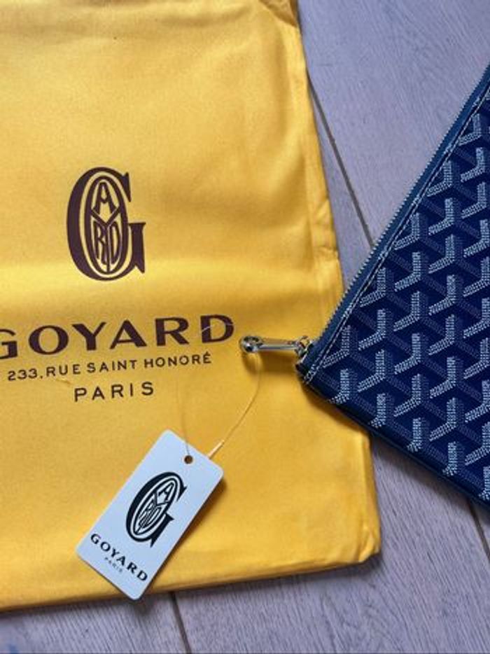 Pochette Goyard bleu marine