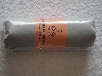 Drap housse gris Baby Fitted neuf Dimension 60 x 120 cm
