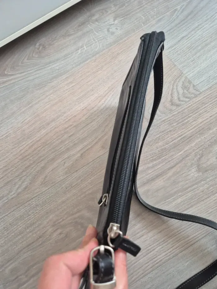 Sac a main noir Cuir Katana - photo numéro 4