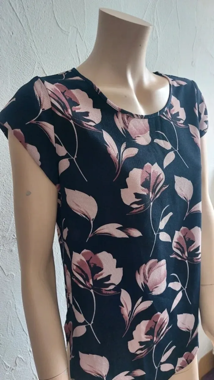 Tee-shirt crêpe élégant – Taille 36 - photo numéro 3