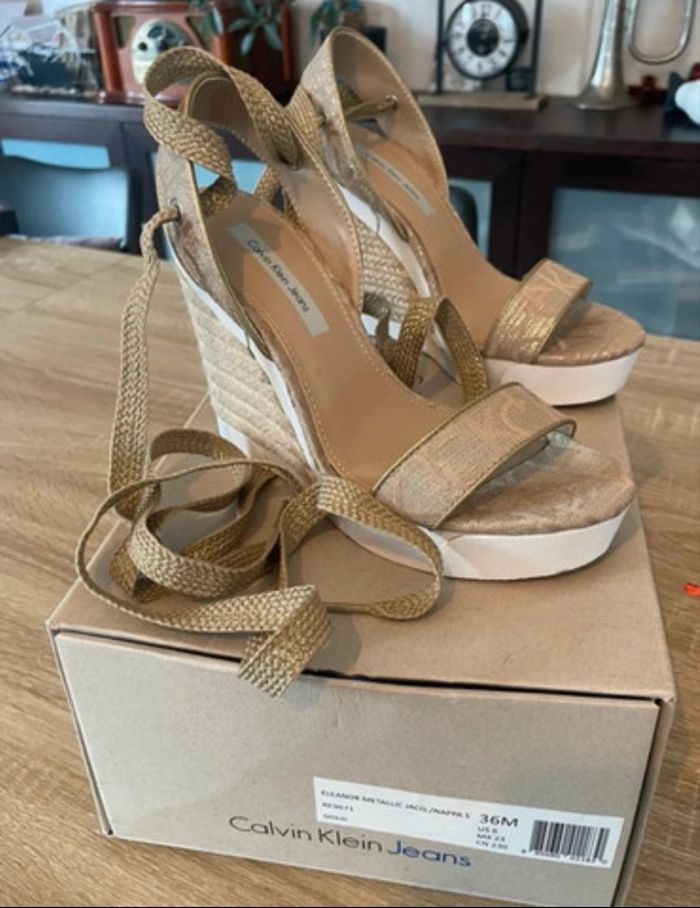 Sandales compensées Calvin Klein - photo numéro 2