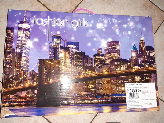 Coffret 10 poupées New York - photo numéro 7