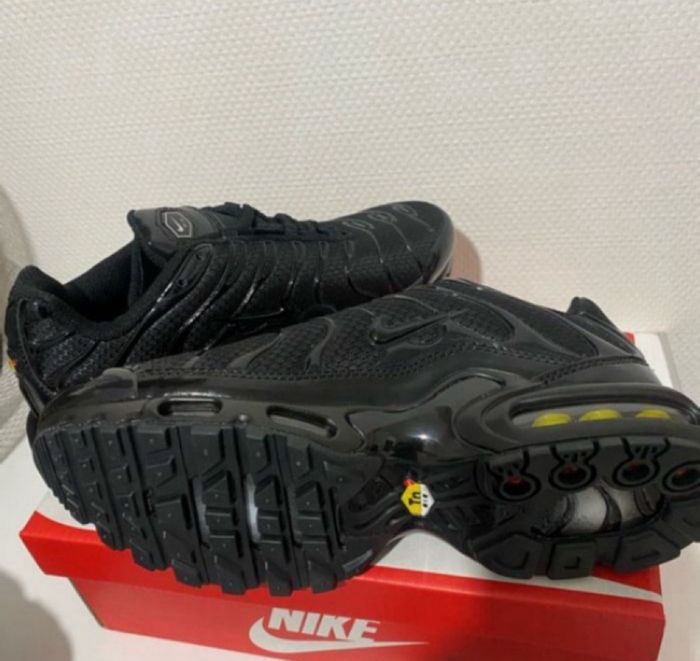 Basket nike tn enfant - photo numéro 5